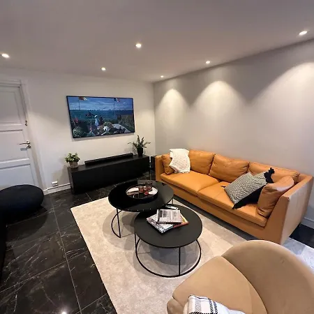 Apartment By The Fjord, With Boat And Jacuzzi Included *