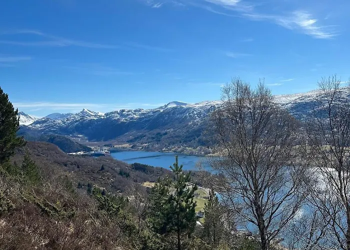 Leilighet By The Fjord, With Boat And Jacuzzi Included Larsnes
