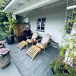 By The Fjord, With Boat And Jacuzzi Included Leilighet *