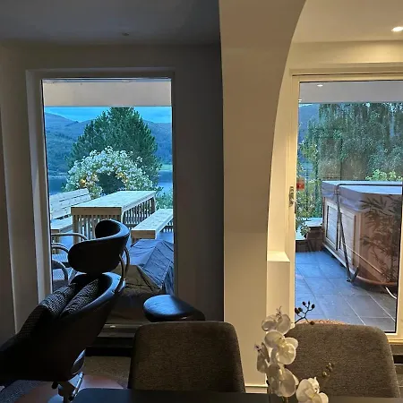 By The Fjord, With Boat And Jacuzzi Included Apartament
