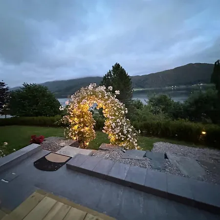 Apartament By The Fjord, With Boat And Jacuzzi Included *
