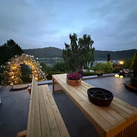 By The Fjord, With Boat And Jacuzzi Included Apartament